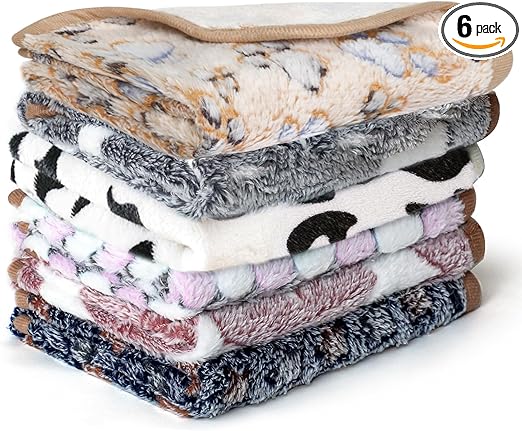 R0BTECH 6 Pcs Absorbent Guinea Pig Blankets Washable Small Animal Fleece Bedding Cage Liners Reusable Pet Pee Pad Sleep Mat Pad Cover for Hamster Ferret Rabbit Chinchilla Hedgehog (16"x24")