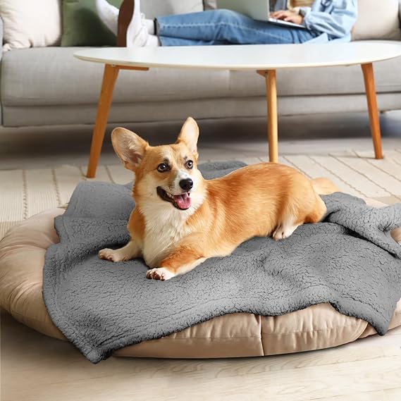 R0BTECH  Dog Blanket Soft Dog Blankets for Large Dogs Puppy Essentials Washable Sherpa Fleece Cat Blanket 32x40 Inches for Bed Furniture Couch Sofa (Medium, Grey)